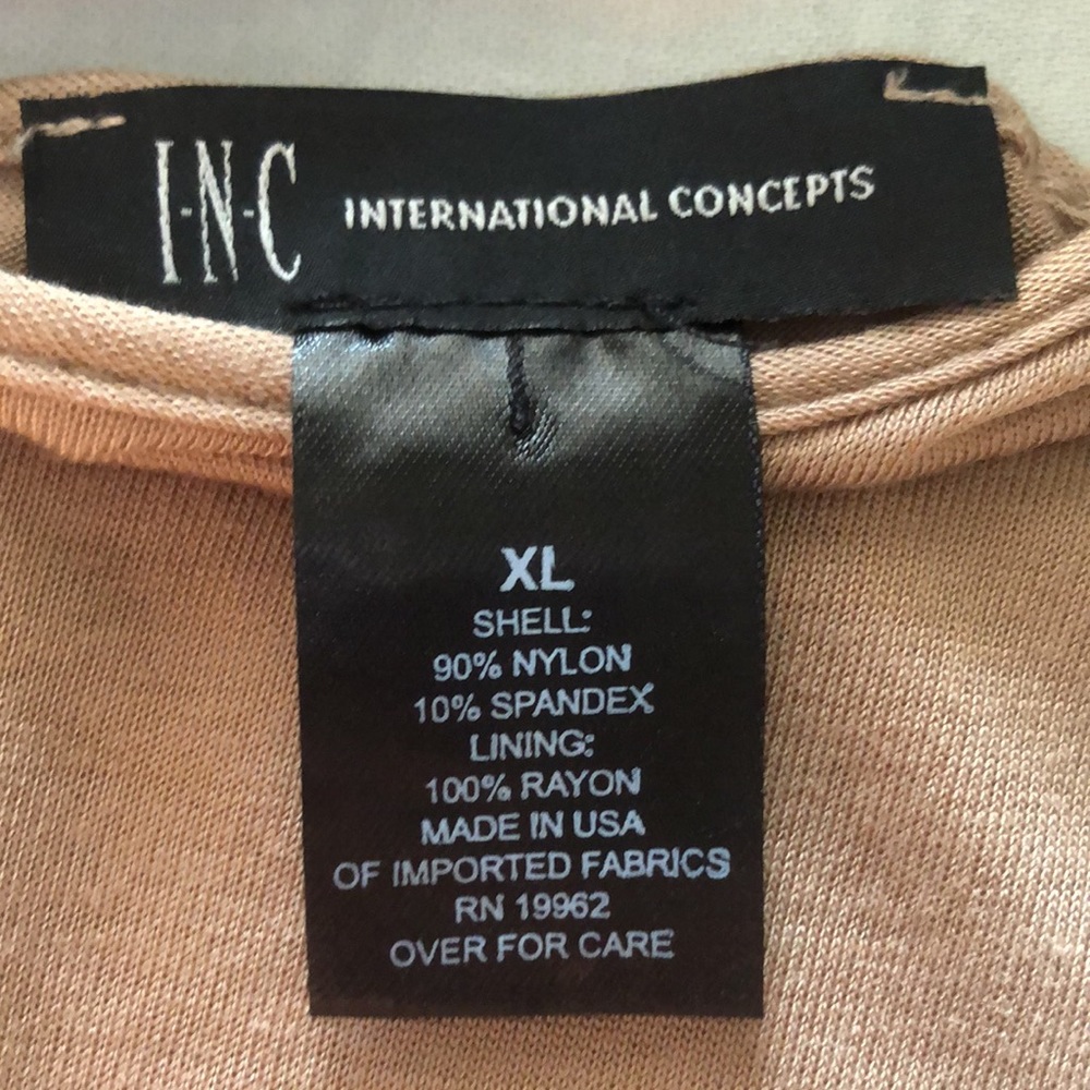 Brand New, worn once to an event - Picture 4 of 5